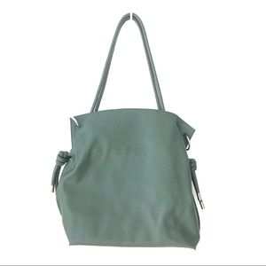 Who what wear large bucket bag green short strap